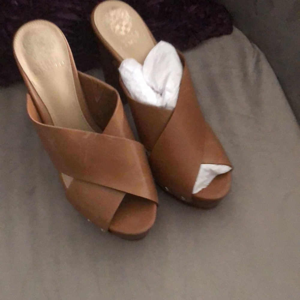 Sandals - Picture 4 of 4